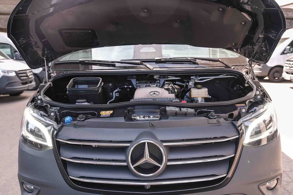 Thumbnail: 2026 Mercedes-Benz Sprinter - 8