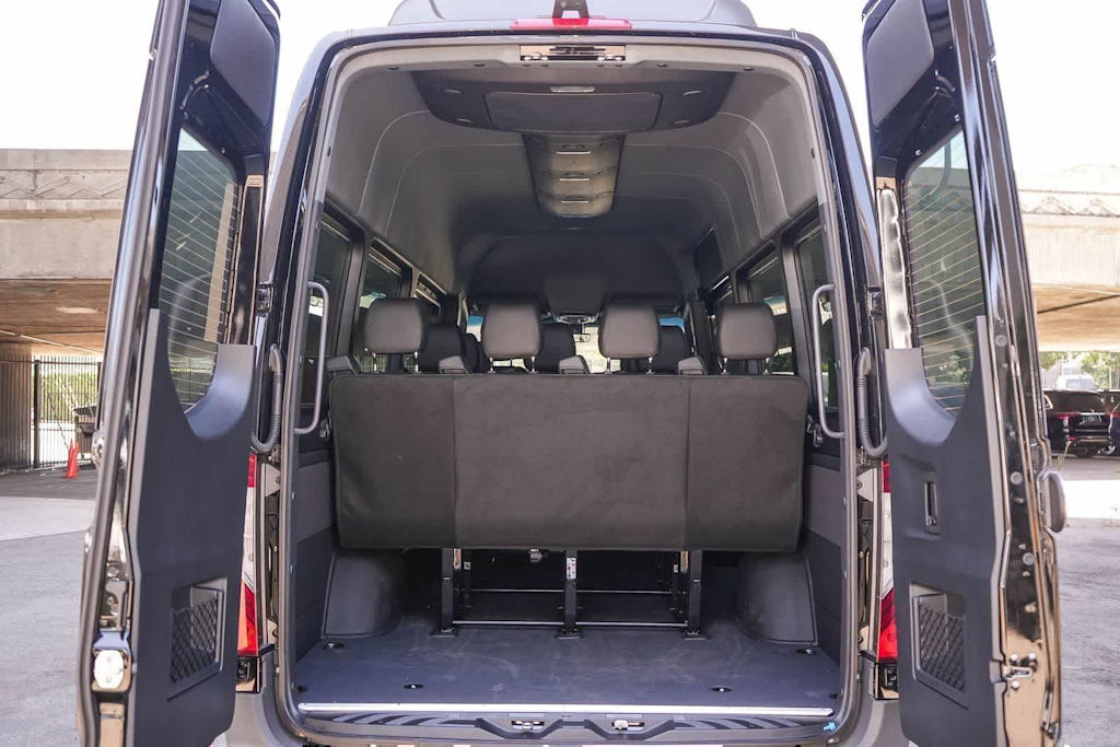Thumbnail: 2026 Mercedes-Benz Sprinter - 36