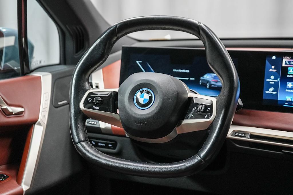 Thumbnail: 2023 BMW iX - 12