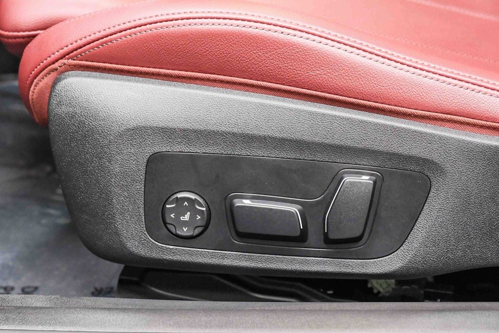 Thumbnail: 2025 BMW 4 Series - 25