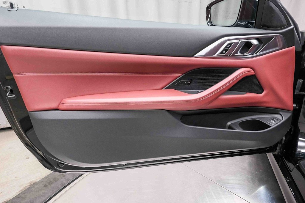 Thumbnail: 2025 BMW 4 Series - 24