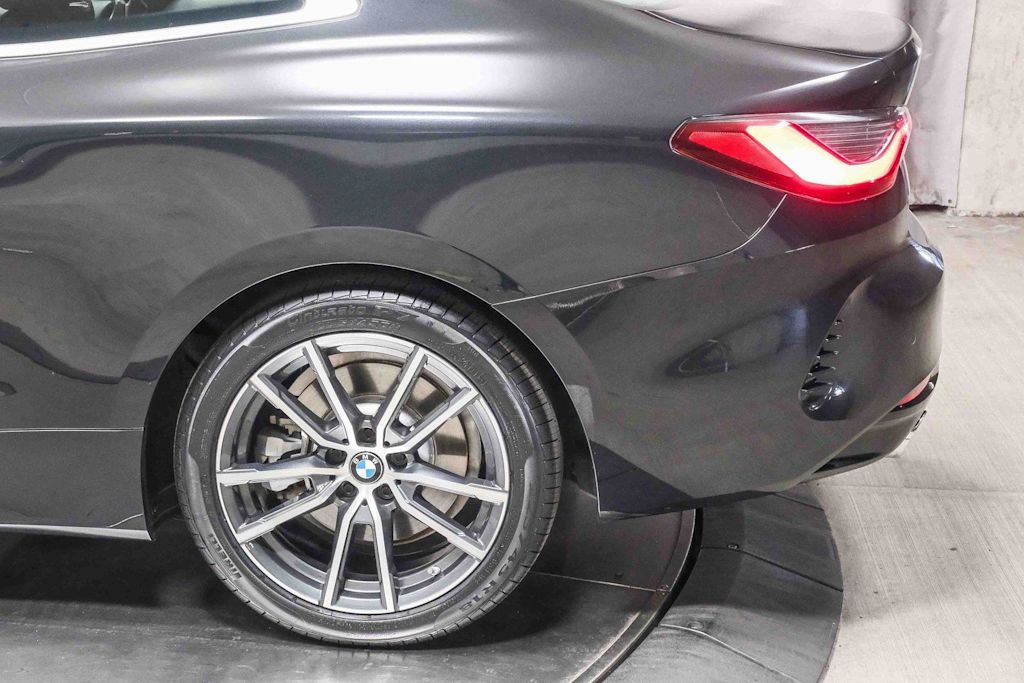 Thumbnail: 2025 BMW 4 Series - 6