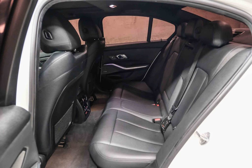 Thumbnail: 2019 BMW 3 Series - 12