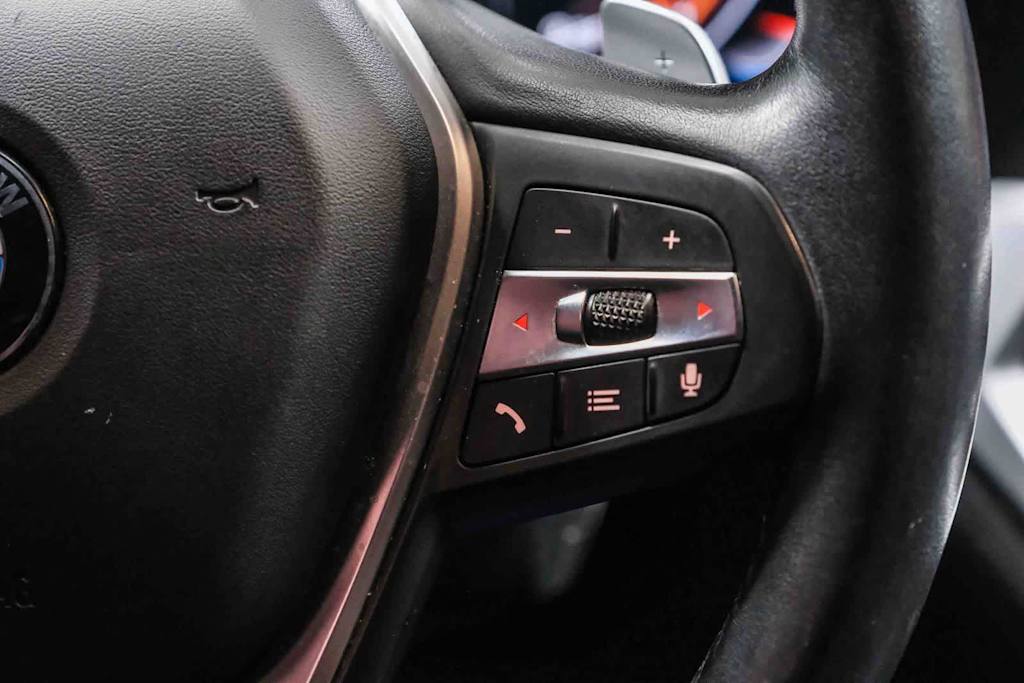 Thumbnail: 2019 BMW 3 Series - 25