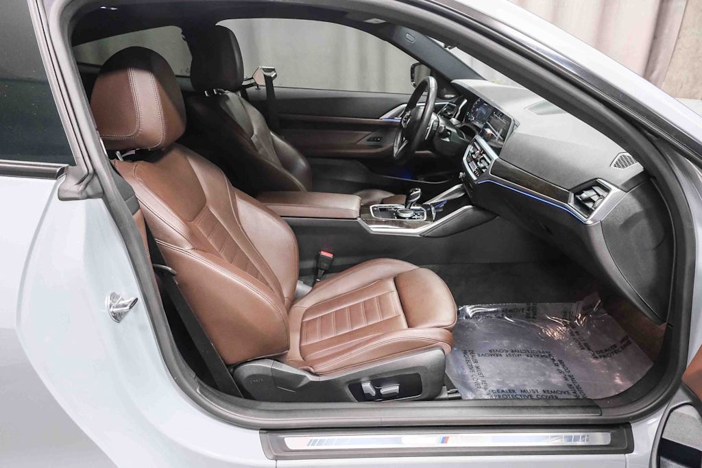 Thumbnail: 2022 BMW 4 Series - 10
