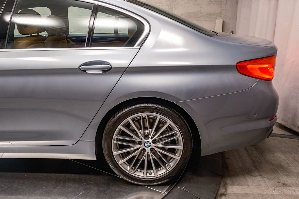 Thumbnail: 2019 BMW 5 Series - 6