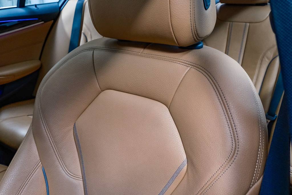 Thumbnail: 2019 BMW 5 Series - 28