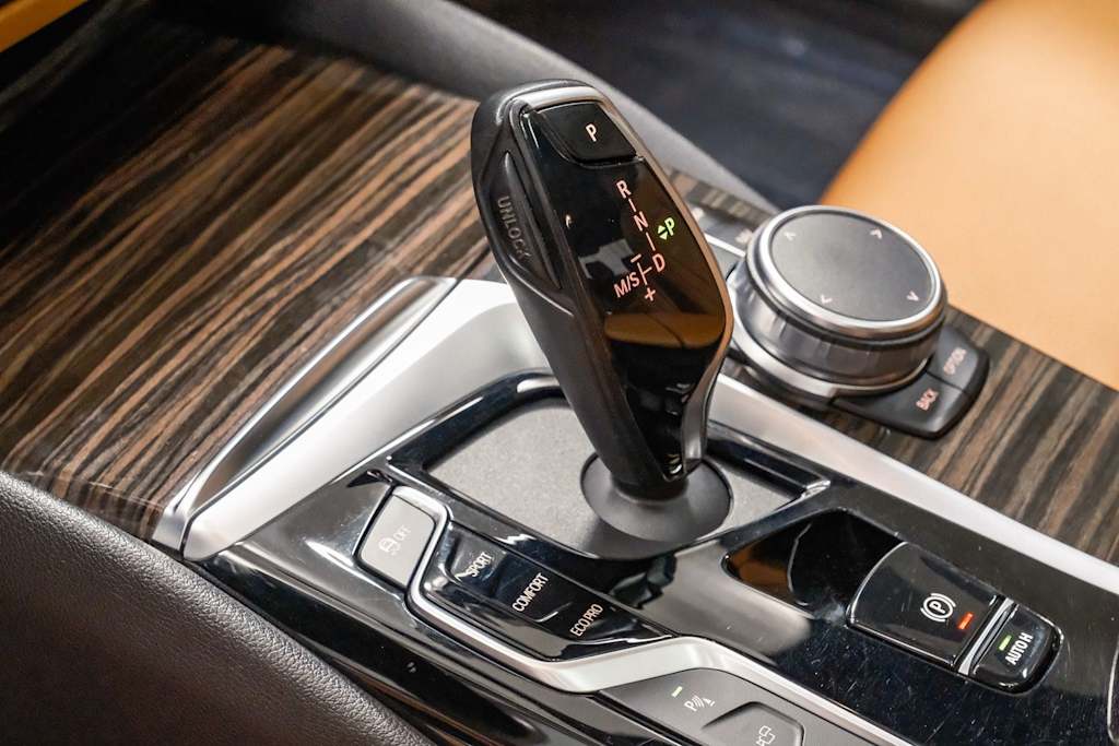 Thumbnail: 2019 BMW 5 Series - 14