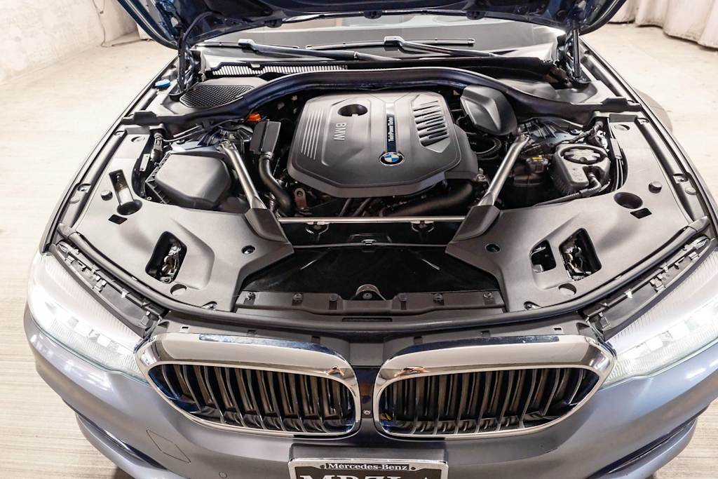 Thumbnail: 2019 BMW 5 Series - 8