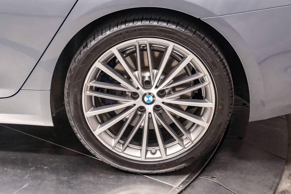 Thumbnail: 2019 BMW 5 Series - 7