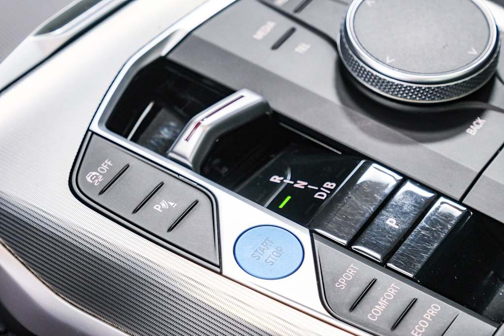 Thumbnail: 2023 BMW i4 - 5