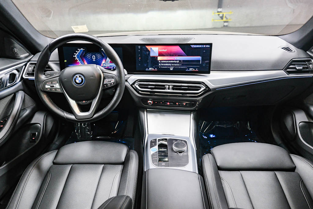 Thumbnail: 2023 BMW i4 - 2