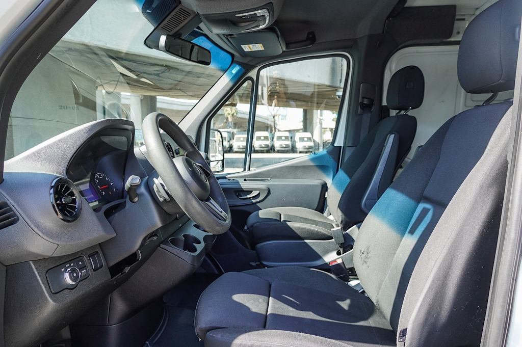 Thumbnail: 2019 Mercedes-Benz Sprinter - 22