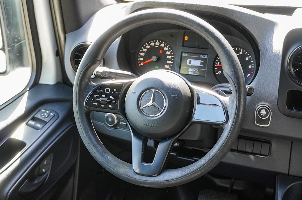 Thumbnail: 2019 Mercedes-Benz Sprinter - 7