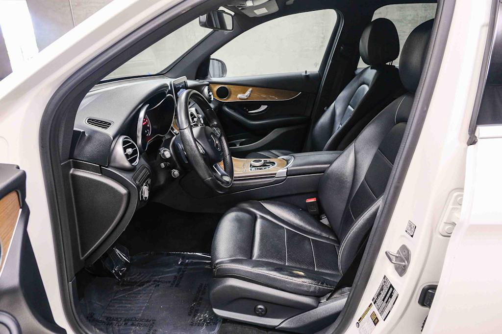 Thumbnail: 2018 Mercedes-Benz GLC - 12