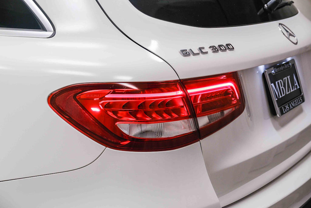 Thumbnail: 2018 Mercedes-Benz GLC - 19
