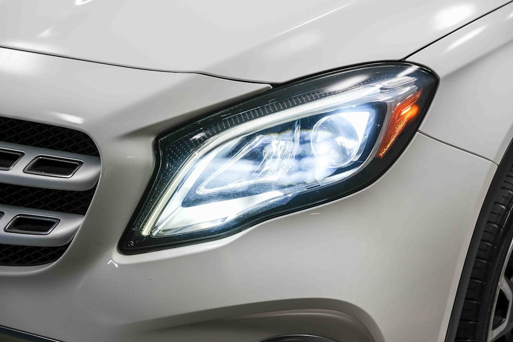 Thumbnail: 2020 Mercedes-Benz GLA - 23