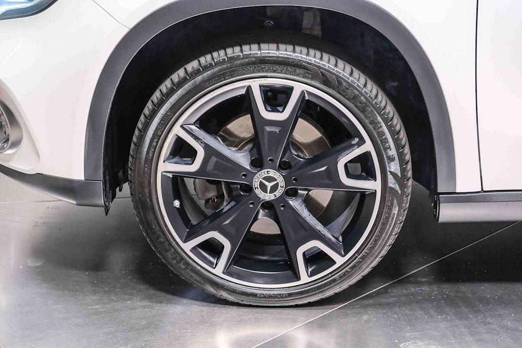 Thumbnail: 2020 Mercedes-Benz GLA - 21