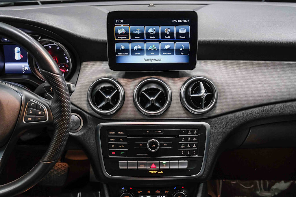 Thumbnail: 2020 Mercedes-Benz GLA - 10