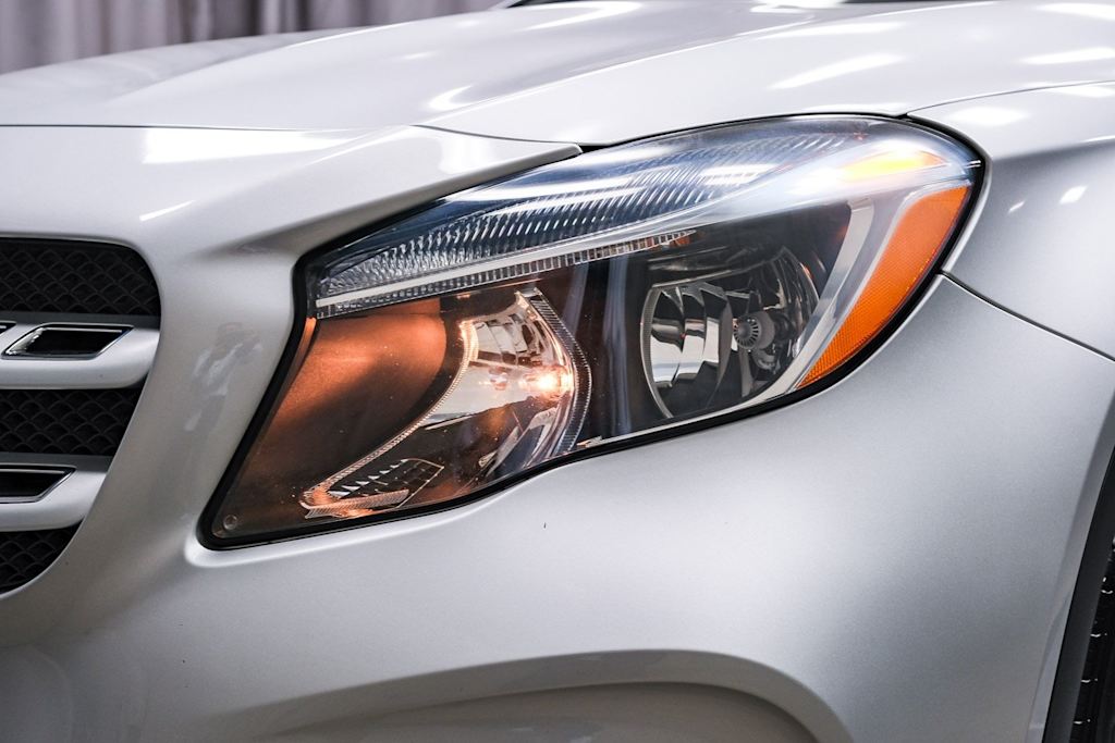 Thumbnail: 2018 Mercedes-Benz GLA - 18