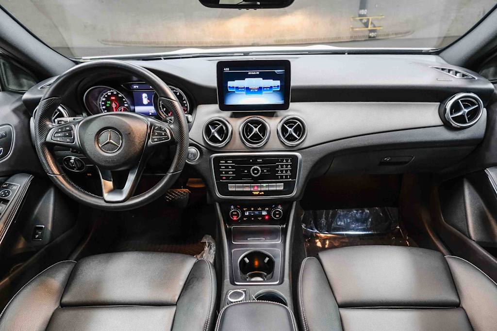 Thumbnail: 2020 Mercedes-Benz GLA - 2