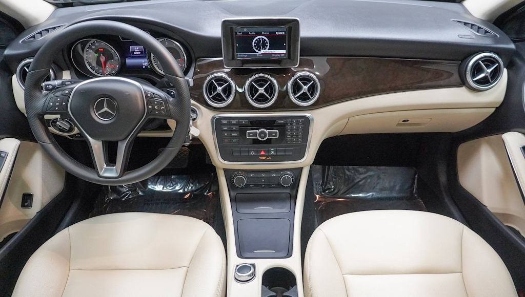 2015 Mercedes-Benz GLA 250 2