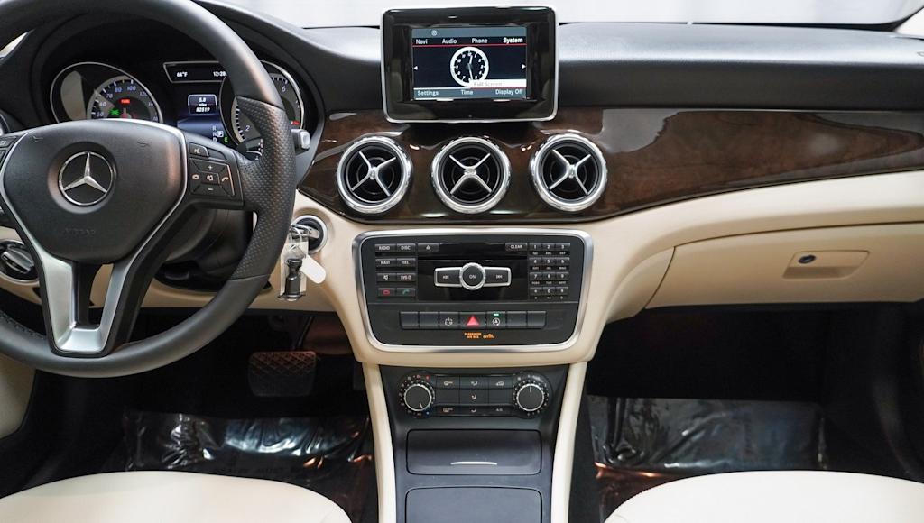 2015 Mercedes-Benz GLA 250 8