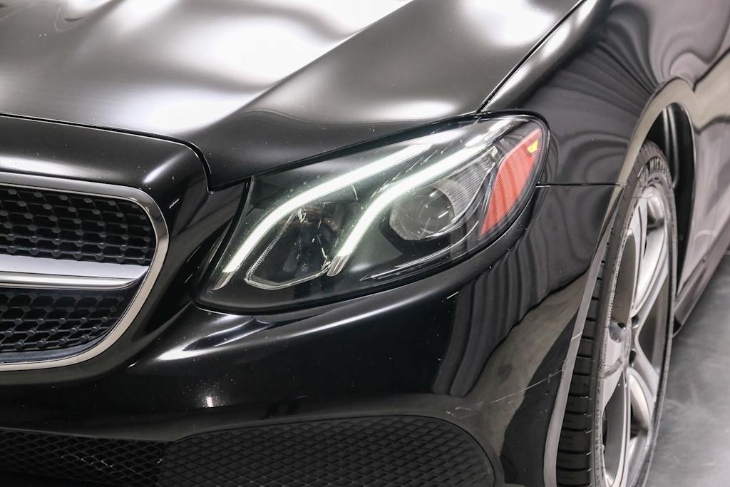 Thumbnail: 2019 Mercedes-Benz E-Class - 20