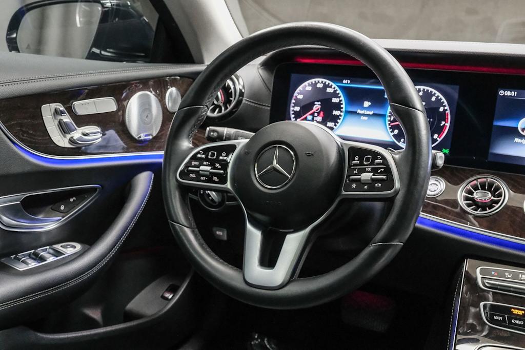 Thumbnail: 2019 Mercedes-Benz E-Class - 2