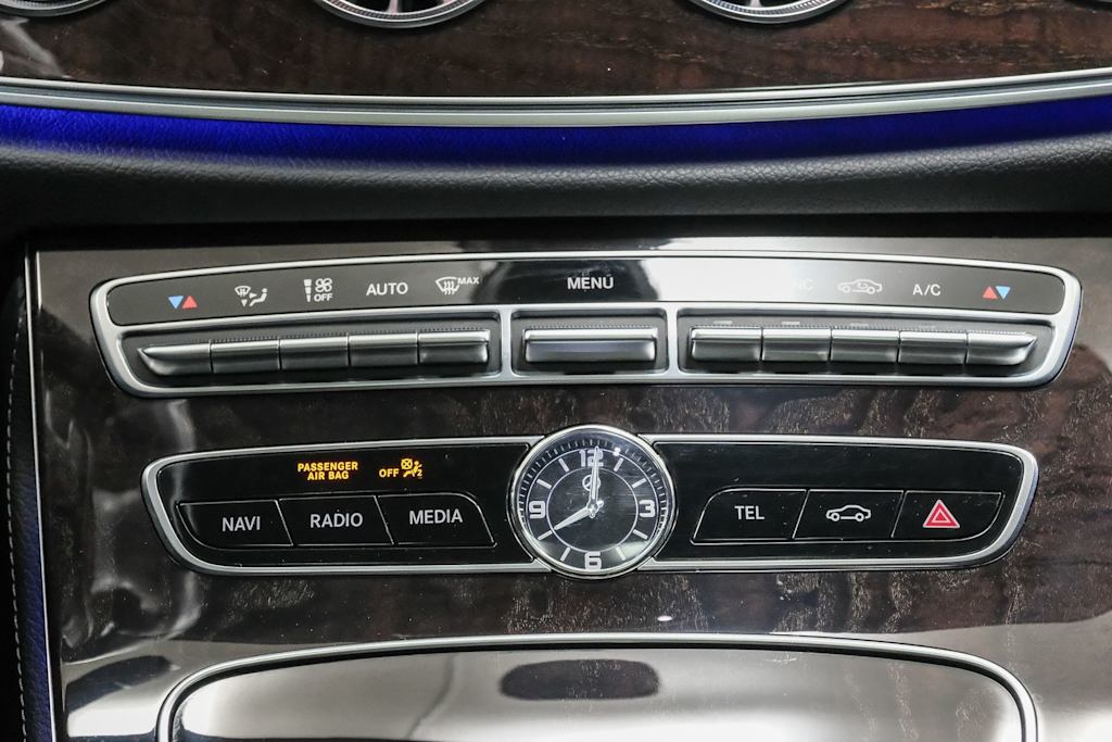 Thumbnail: 2019 Mercedes-Benz E-Class - 23