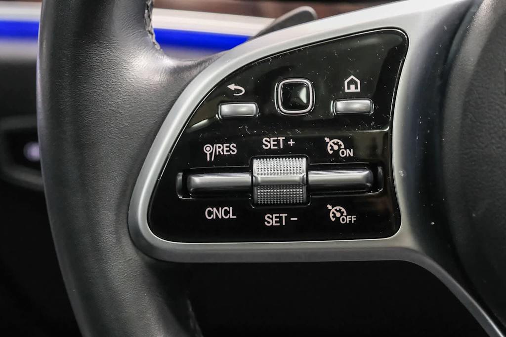 Thumbnail: 2019 Mercedes-Benz E-Class - 25