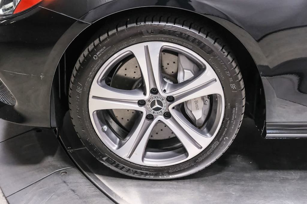 Thumbnail: 2019 Mercedes-Benz E-Class - 18