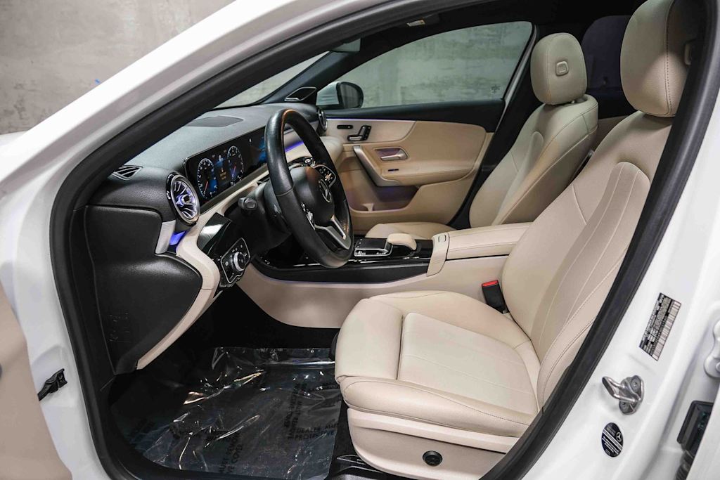 Thumbnail: 2019 Mercedes-Benz A-Class - 12