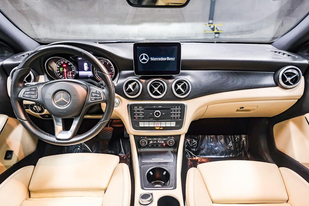 Thumbnail: 2018 Mercedes-Benz CLA - 2