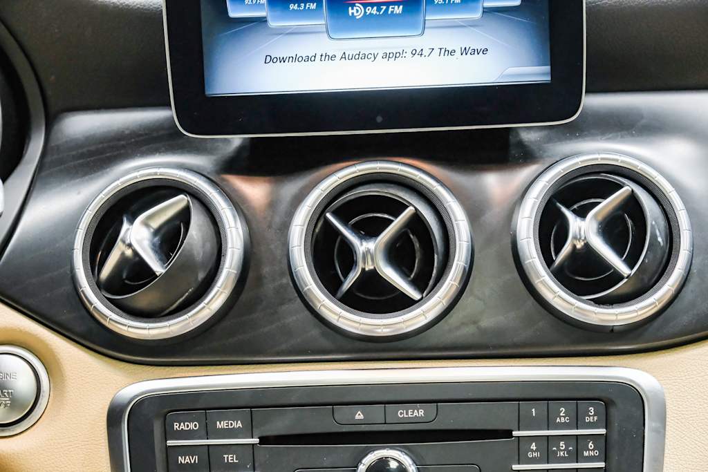 Thumbnail: 2018 Mercedes-Benz CLA - 26