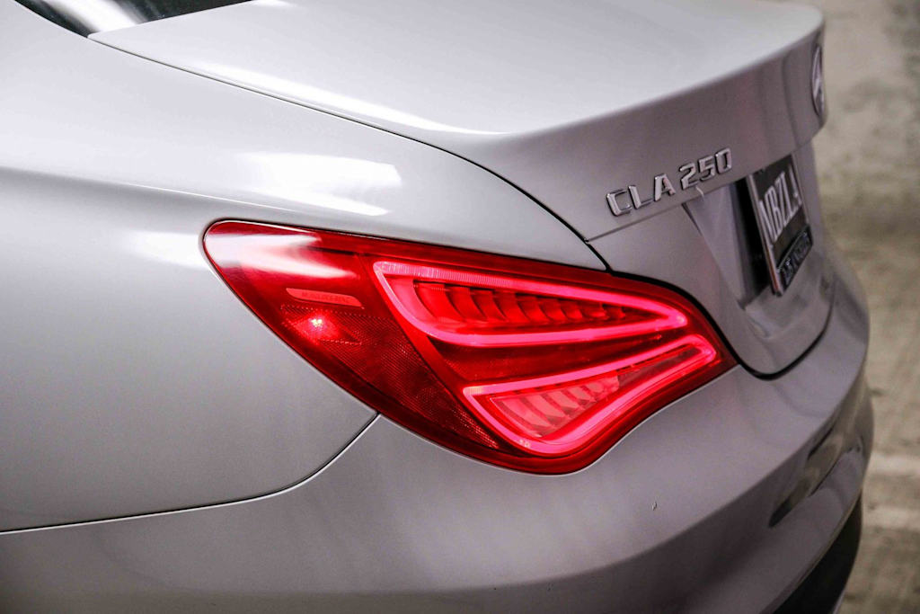 Thumbnail: 2015 Mercedes-Benz CLA - 18