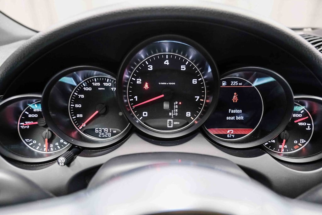 Thumbnail: 2016 Porsche Cayenne - 15