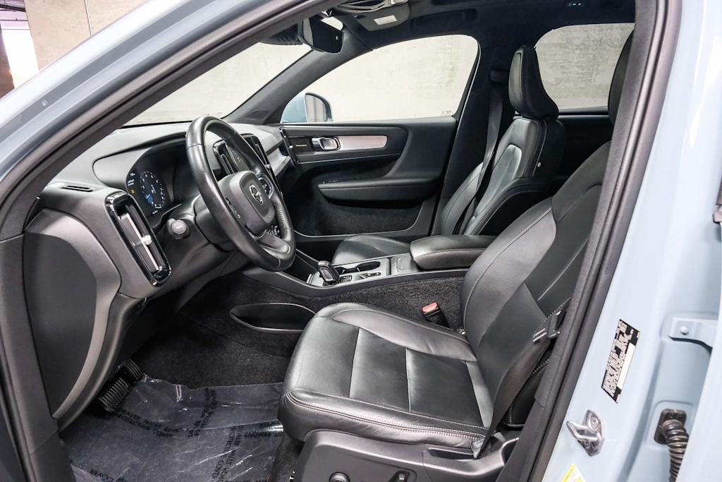 Thumbnail: 2019 Volvo XC40 - 12