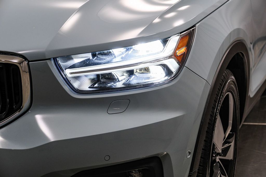 Thumbnail: 2019 Volvo XC40 - 21