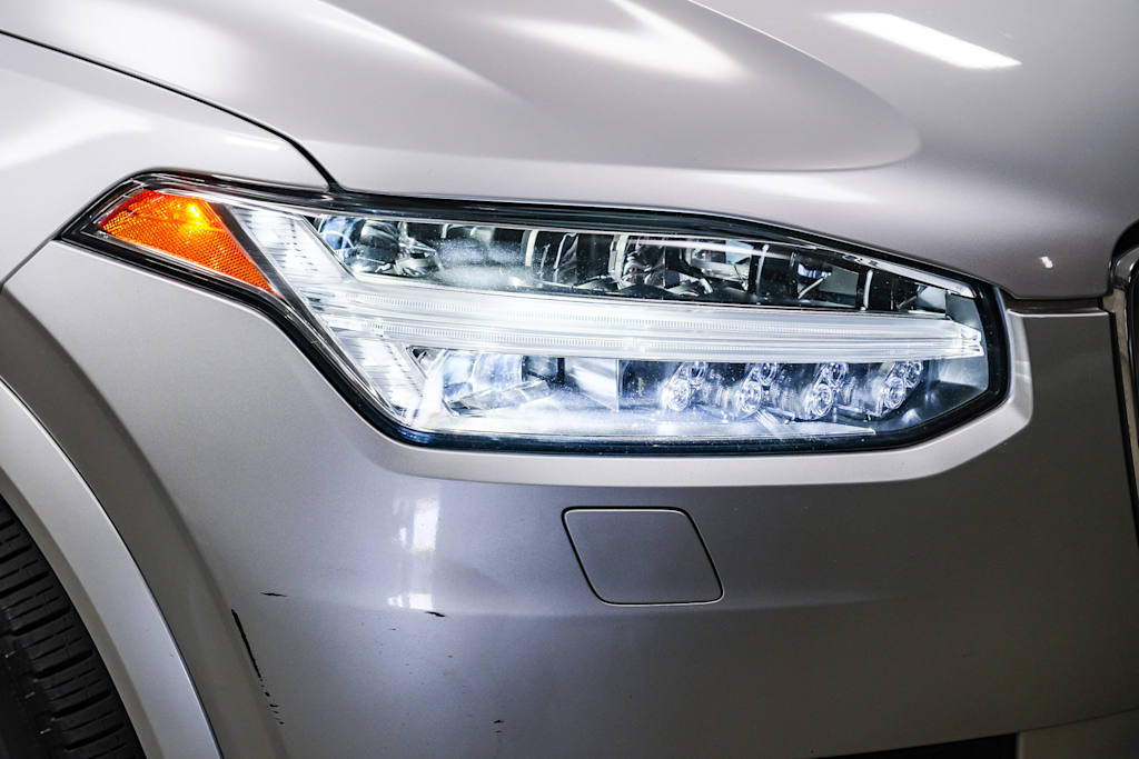 Thumbnail: 2022 Volvo XC90 - 24