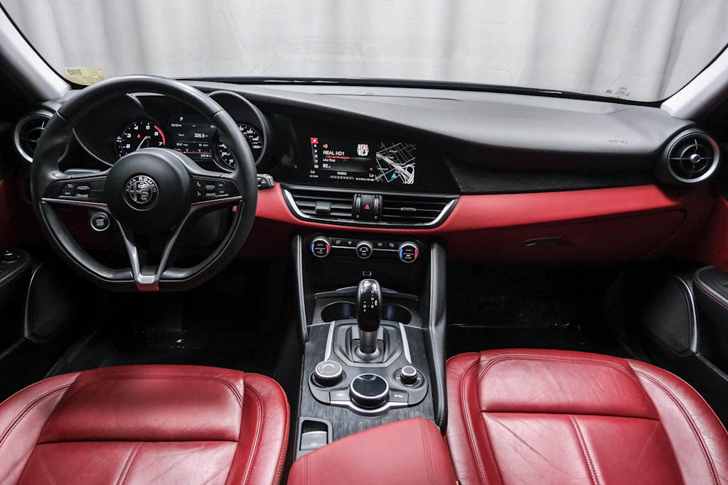 Thumbnail: 2018 Alfa Romeo Giulia - 2