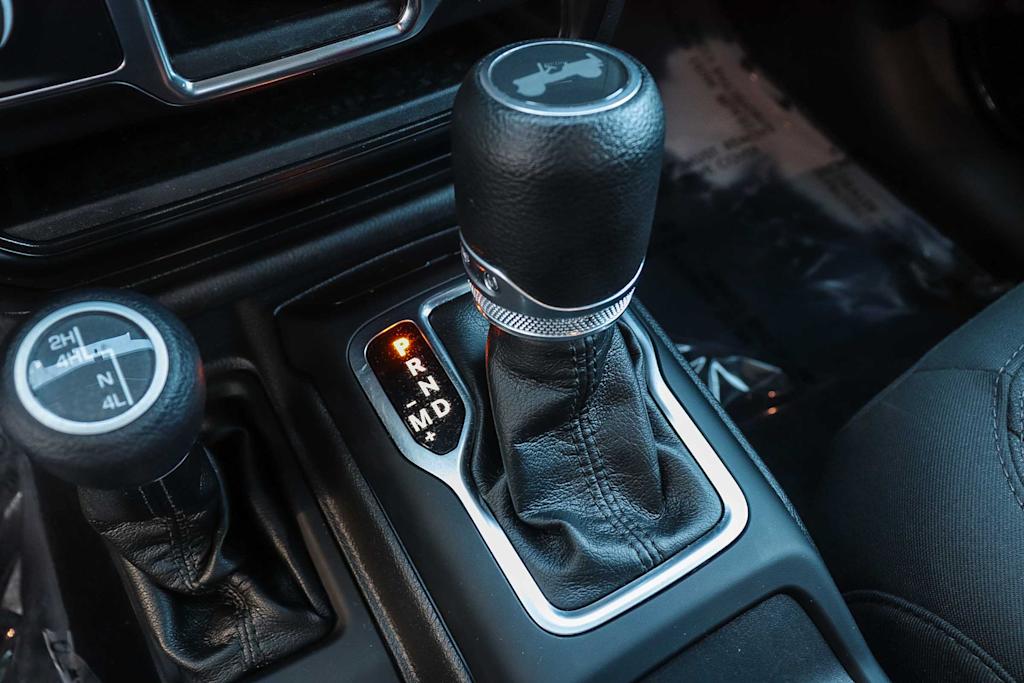 Thumbnail: 2022 Jeep Wrangler - 13