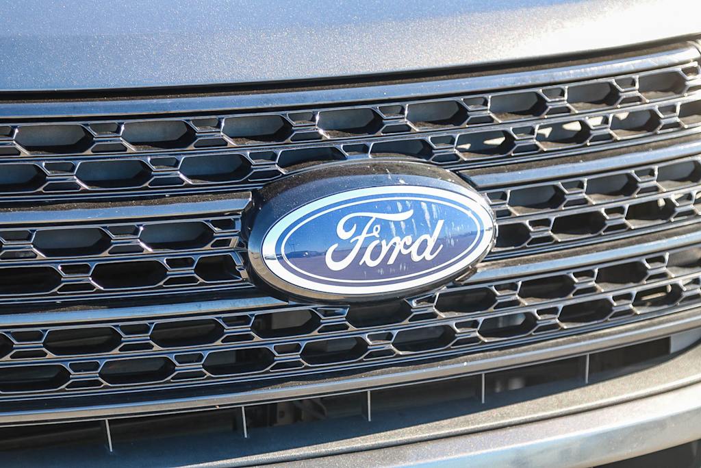 2020 Ford Explorer XLT 6