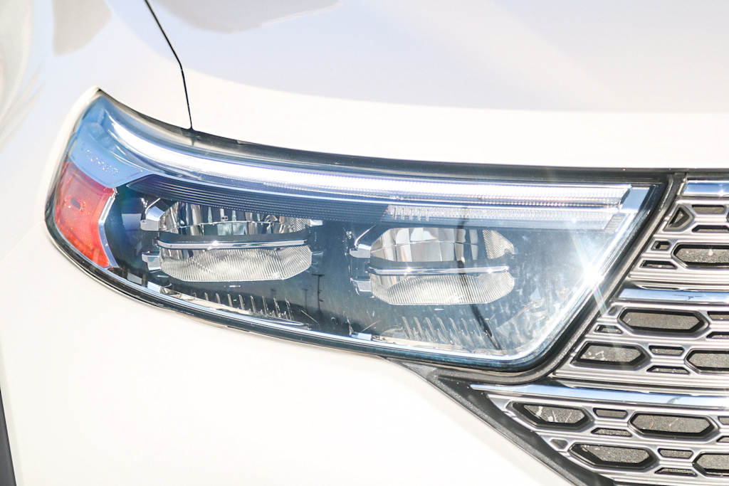 Thumbnail: 2020 Ford Explorer - 18