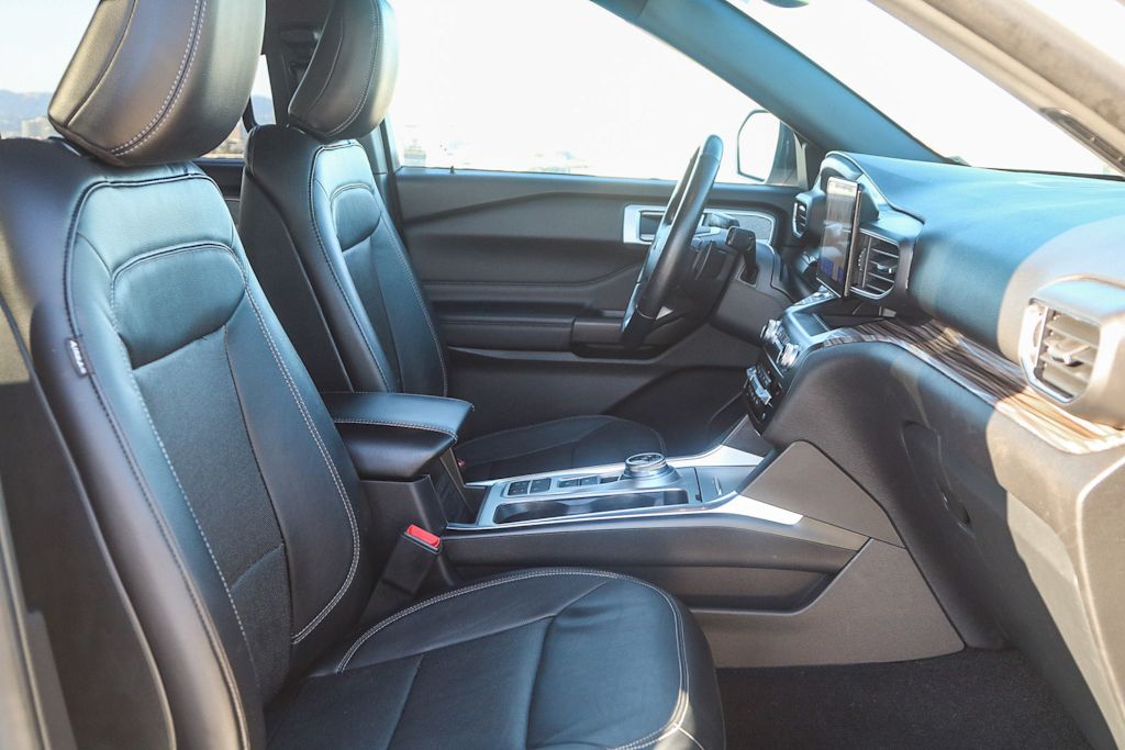 Thumbnail: 2020 Ford Explorer - 9