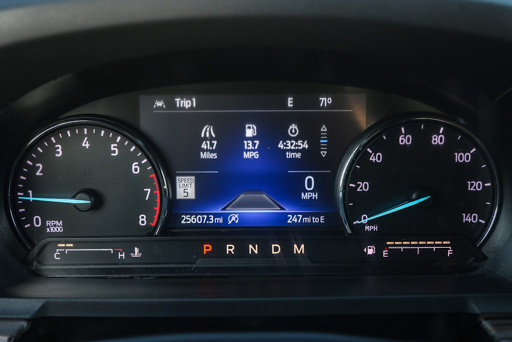 Thumbnail: 2020 Ford Explorer - 14