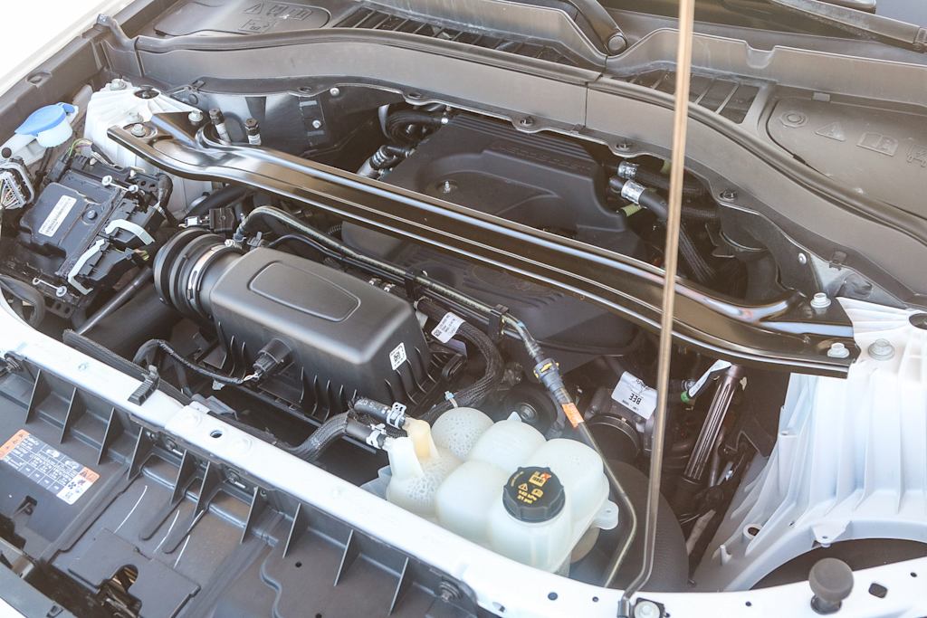 Thumbnail: 2020 Ford Explorer - 7