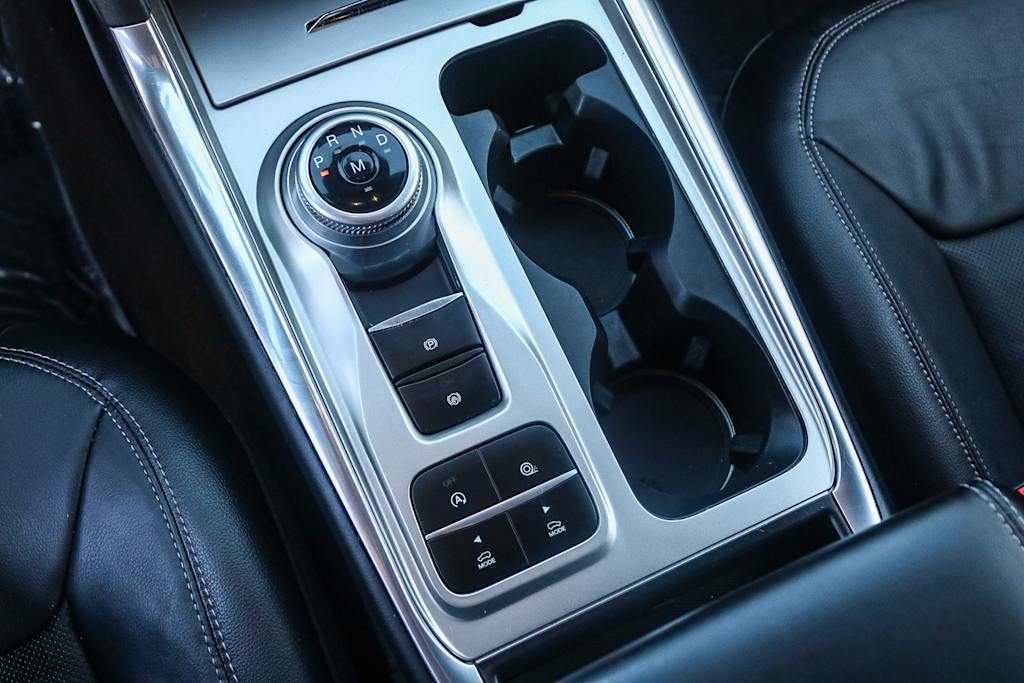 Thumbnail: 2020 Ford Explorer - 13