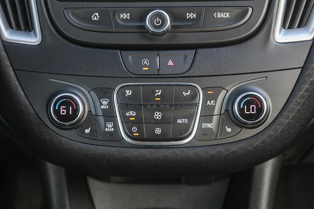 Thumbnail: 2023 Chevrolet Malibu - 25