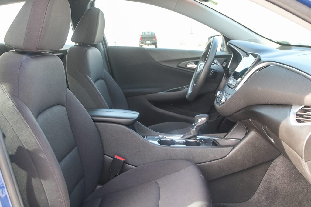 Thumbnail: 2023 Chevrolet Malibu - 10